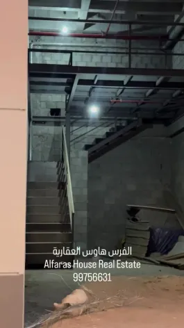 محل/معرض للإيجار في الري